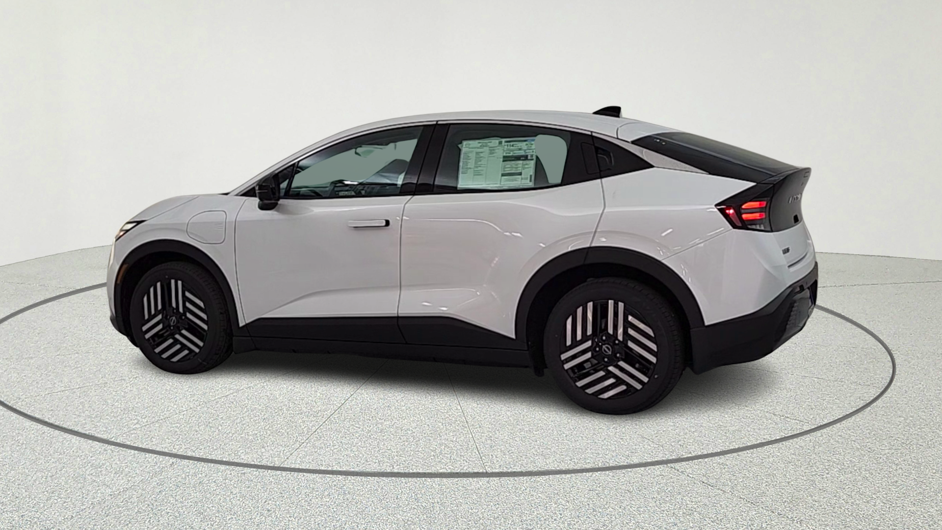 New Everest White Pearl Tricoat 2026 Nissan LEAF SV+ for Sale in