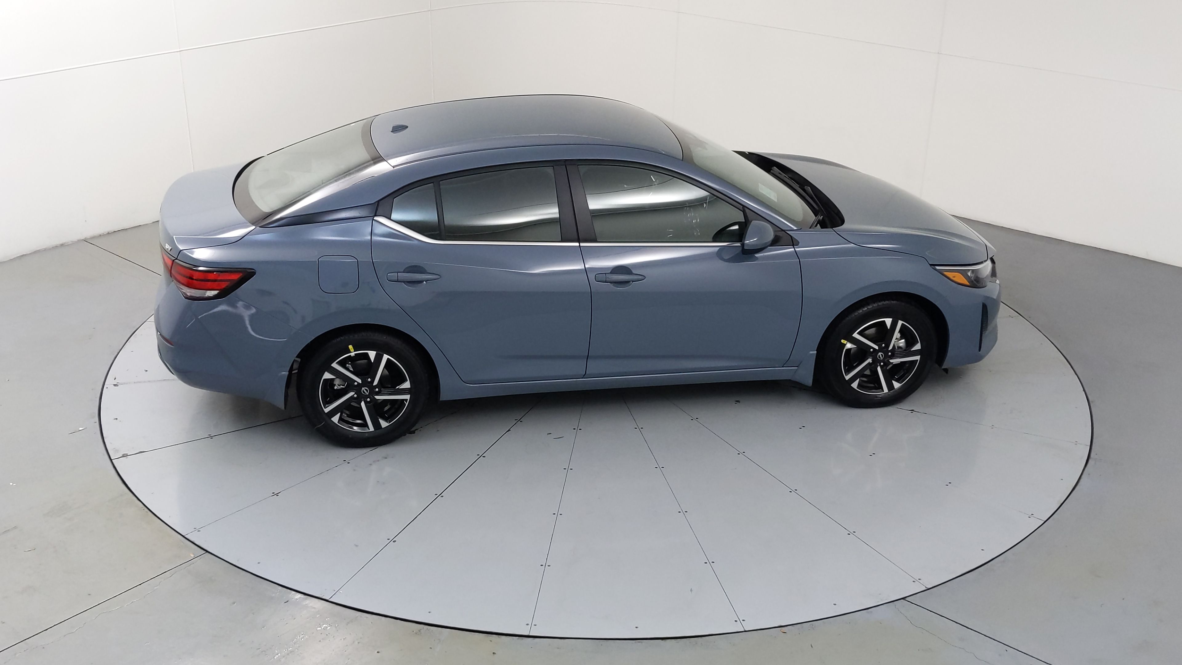 Used Atlantic Gray Metallic 2024 Nissan Sentra SV for Sale in